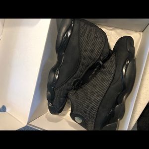 Jordan 13 black cat’s . Size 11 . Great condition